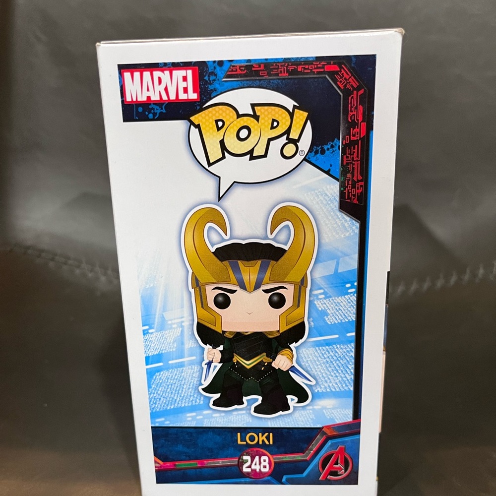 Loki Ragnarok Marvel Collector Corps Funko Pop - Picture 4 of 6